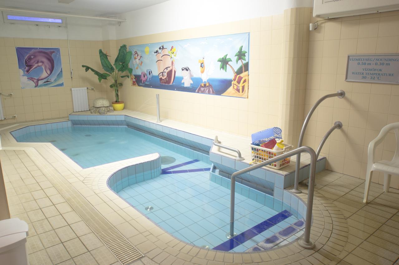Mátyás Király Gyógy- és Wellness Hotel Hajdúszoboszló Esterno foto