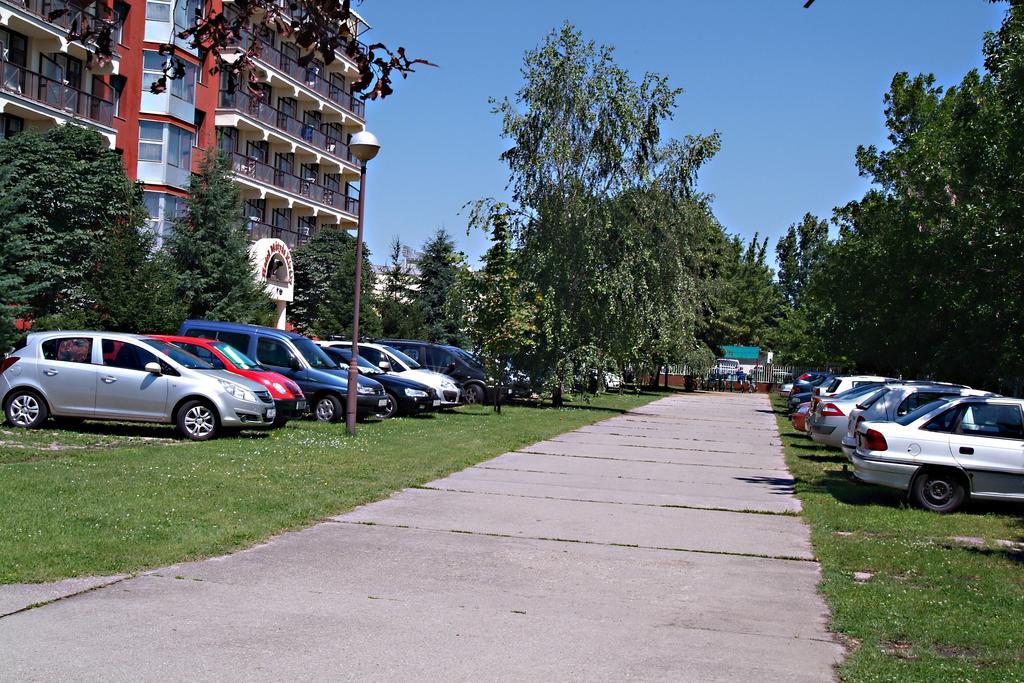 Mátyás Király Gyógy- és Wellness Hotel Hajdúszoboszló Esterno foto